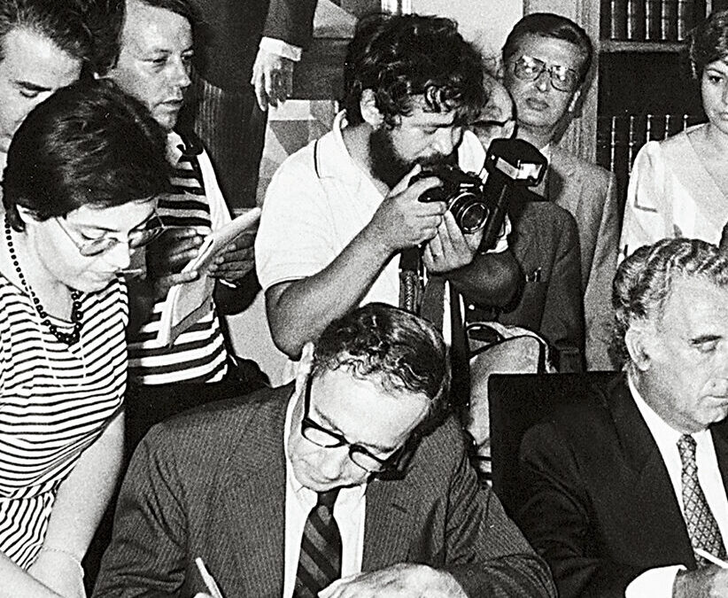 Ελληνοαμερικανικές Σχέσεις 1981-1989: Βάσεις, ΝΑΤΟ, Οικονομία, Πολιτική και Κοινωνία
