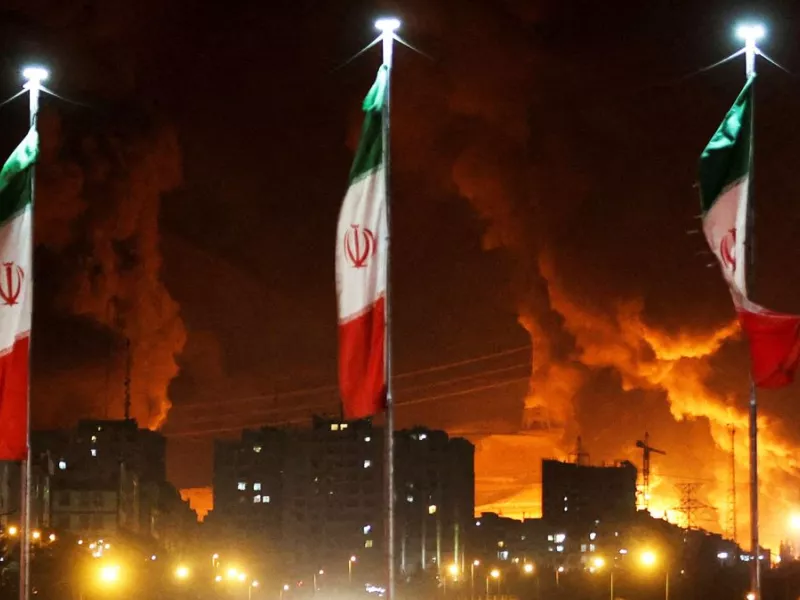 Ιράν, ΗΠΑ και Μέση Ανατολή: Αποτροπή, Αστάθεια και το Φάσμα της Κατάρρευση