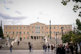 Σύνταγμα και δεσμευτικότητα της νομοθετικής εξουσίας