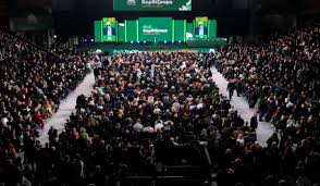 ΠΑΣΟΚ: ηγετικές μεταβολές και κομματική ανασύνθεση