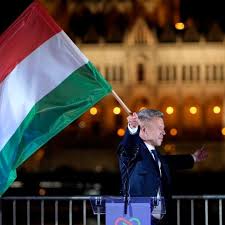 Η κατάρρευση της μιντιακής ηγεμονίας Όρμπαν και η πρόκληση της δημοκρατικής ενημέρωσης