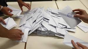 Η ενισχυμένη αναλογική και τα συνταγματικά όρια του μπόνους εδρών