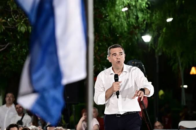 Δεύτερη ευκαιρία ή ανακύκλωση; Το στοίχημα της Κεντροαριστεράς