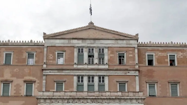 Συνταγματική αναθεώρηση και εκλογές: Λειτουργεί η κάλπη ως άτυπο δημοψήφισμα;