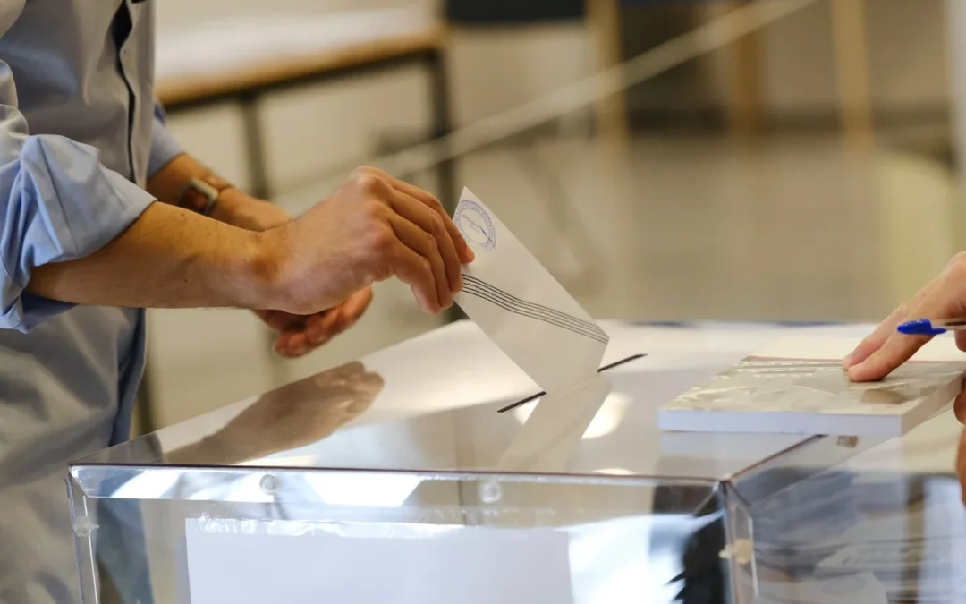 Από την αμφιβολία στην αποστασιοποίηση: Η σημασία των αναποφάσιστων ψηφοφόρων