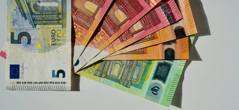 Μπορούν οι παροχές να δημιουργήσουν σταθερές κοινωνικές συμμαχίες;